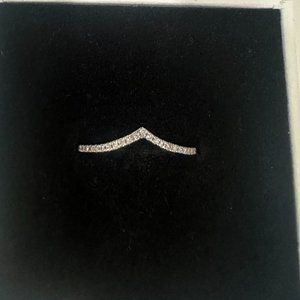 Mejuri Pave Diamond Wishbone ring in 14K - Size 7